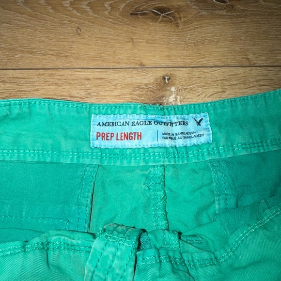 American Eagle Men’s Prep Length Shorts Teal Green size 34 - Picture 3 of 4
